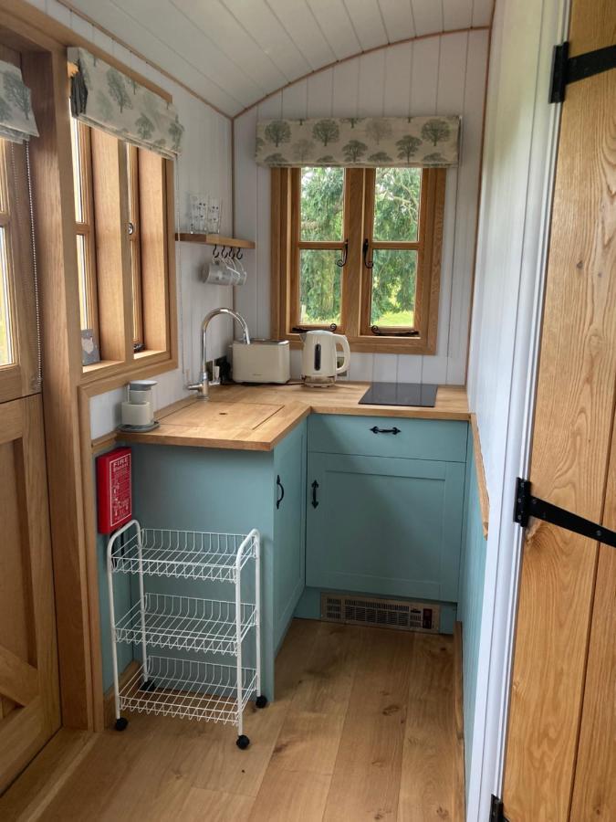 Shepherd's Hut - The Mule Apartment